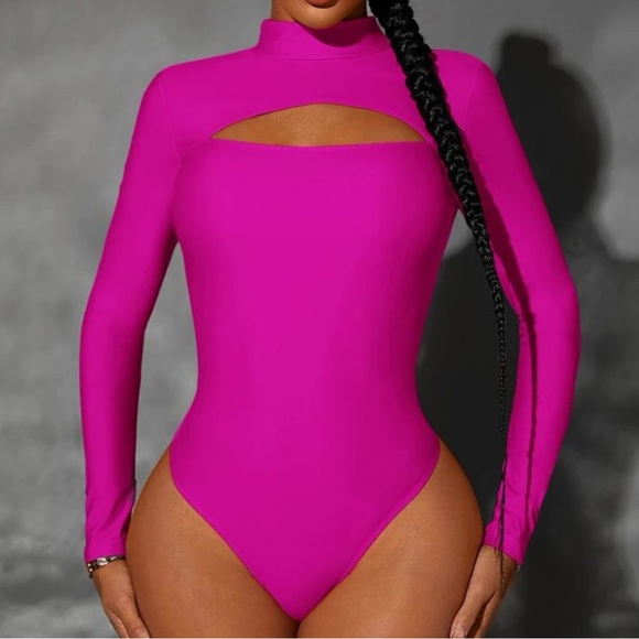 Sexy cutout bodysuit - Picture 13 of 15